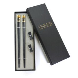 Kurogane chopsticks in cadeauverpakking (2 setjes chopsticks + 2 rests)