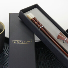 Tamashii chopsticks in cadeauverpakking (1 setje chopsticks + 1 rest)