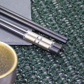 Sanuki chopsticks (eetstokjes)